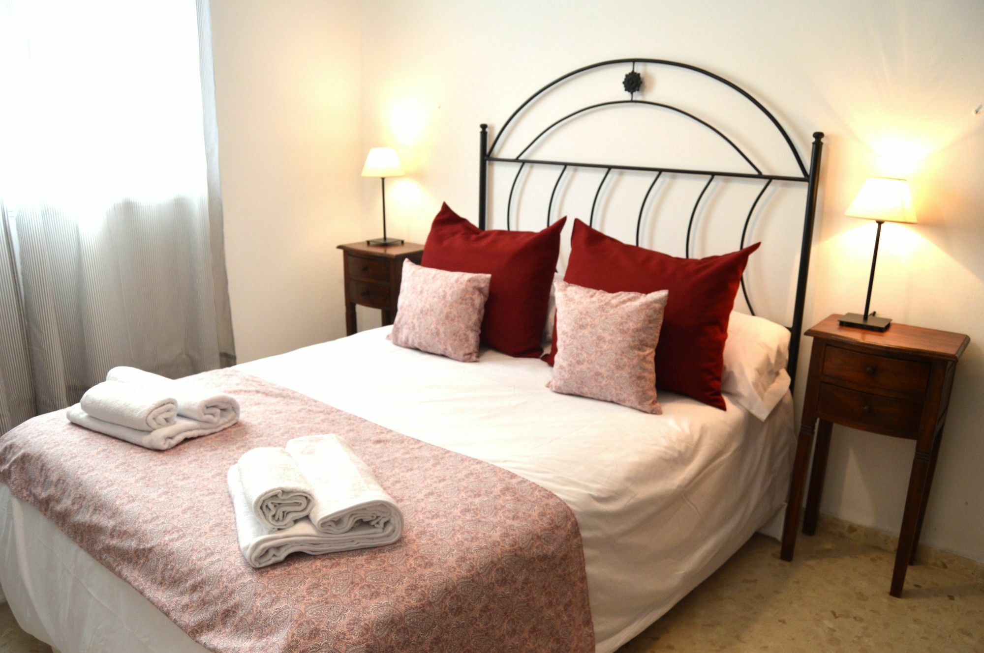 Apartamento Bahia Blanca Кадис Екстериор снимка